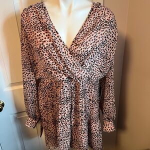 NWT Express pink cheetah leopard print Lin sleeve low cut romper